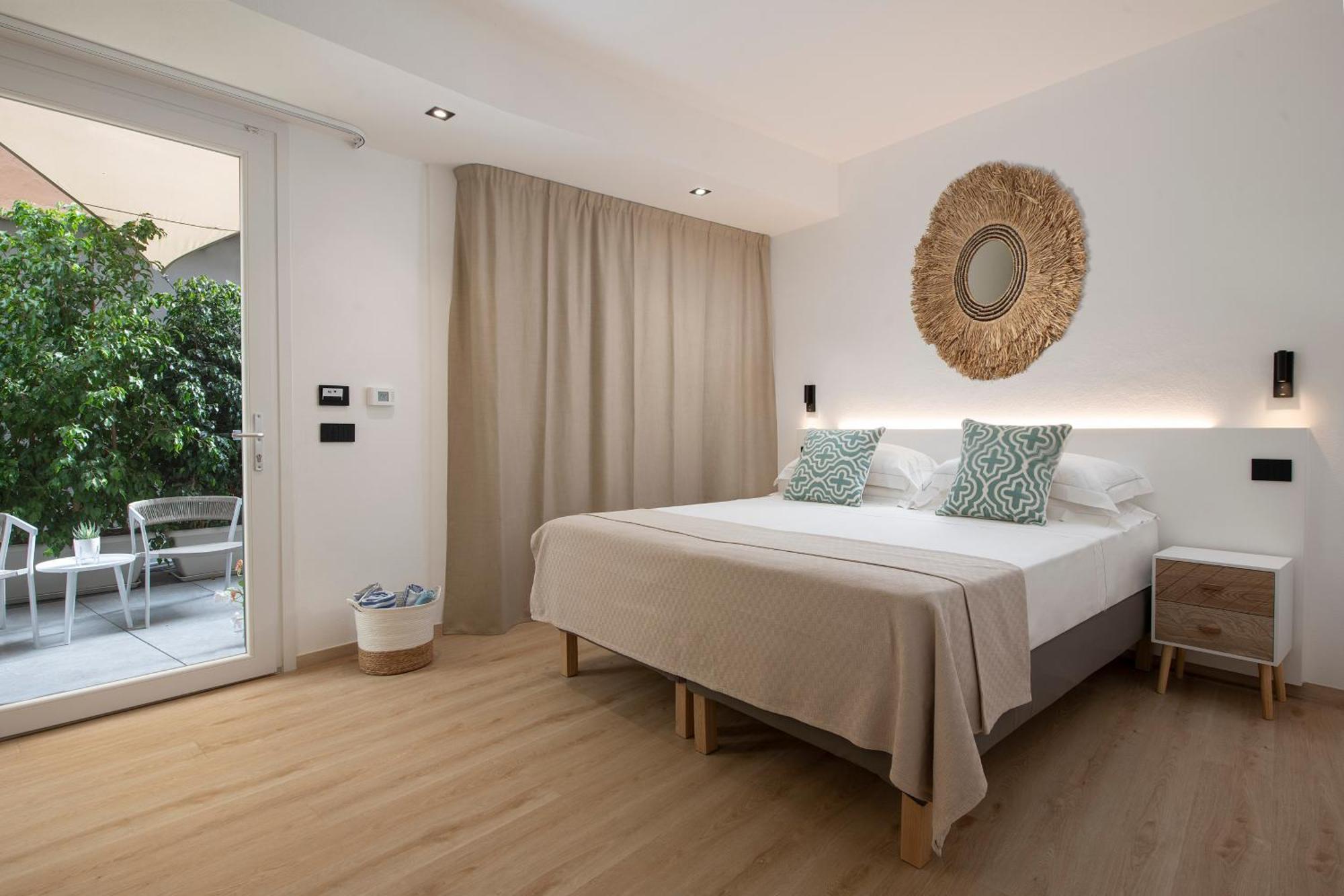Mem Lodge And Suite Pula Luaran gambar