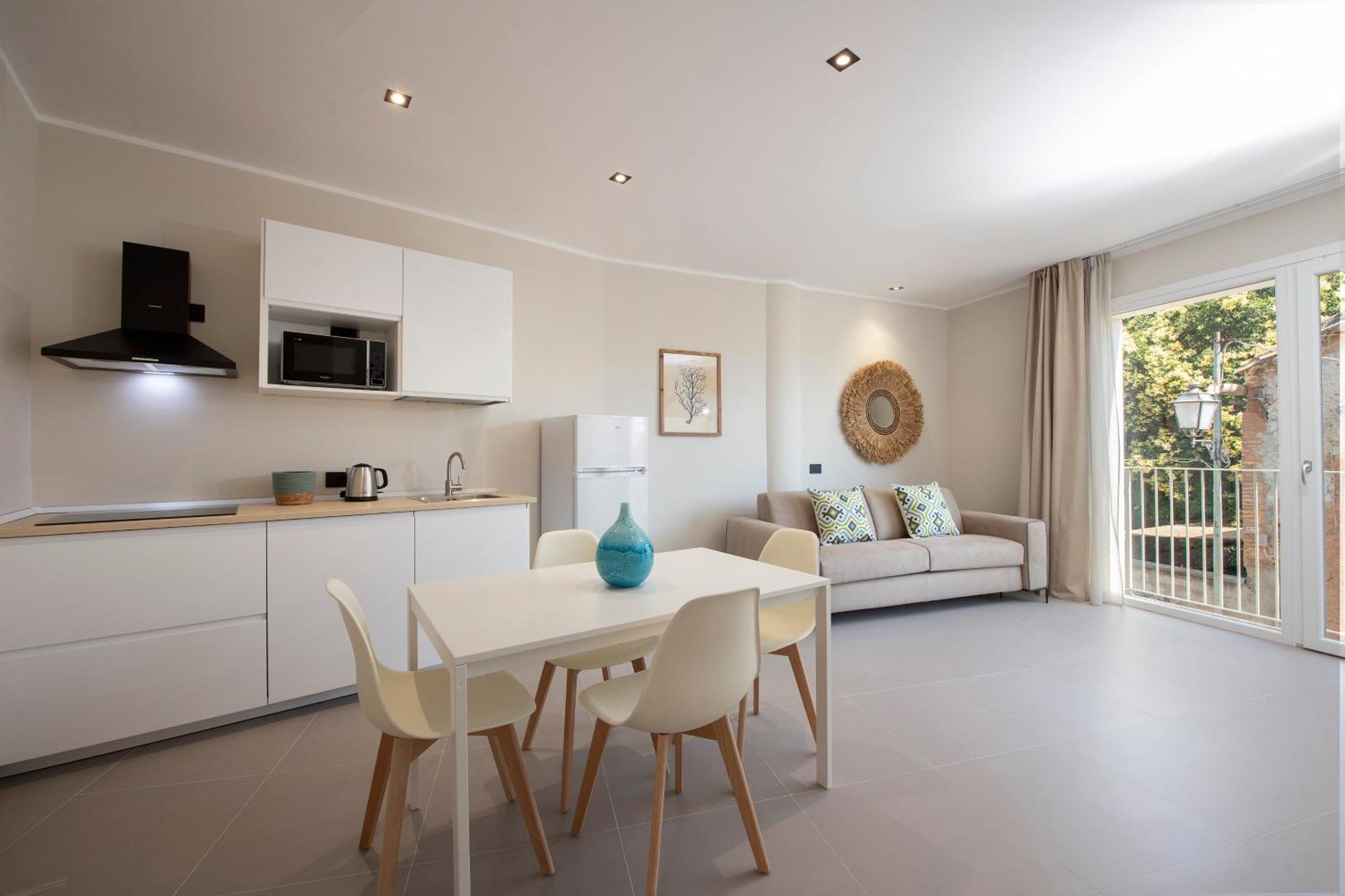 Mem Lodge And Suite Pula Luaran gambar