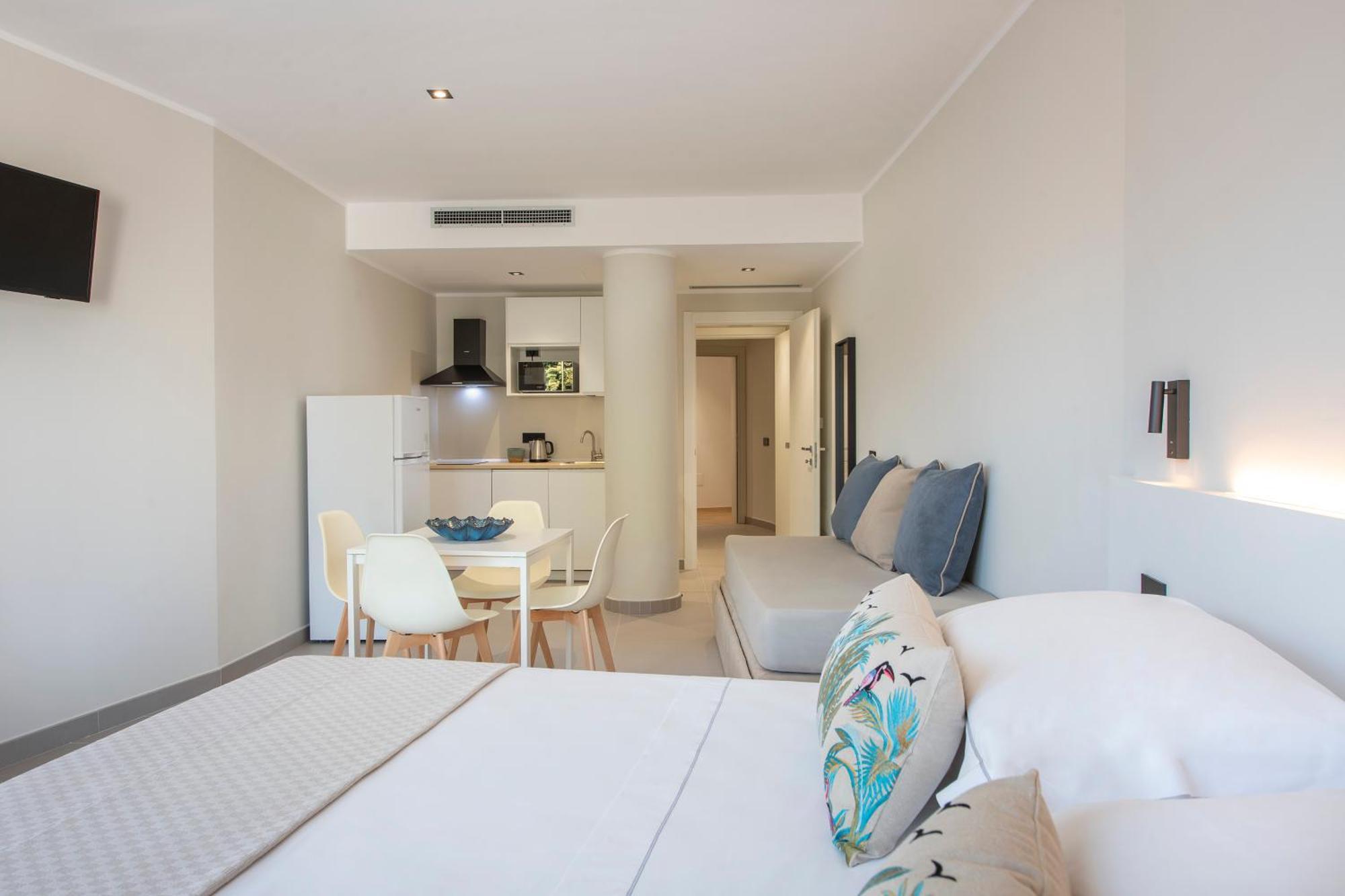 Mem Lodge And Suite Pula Luaran gambar