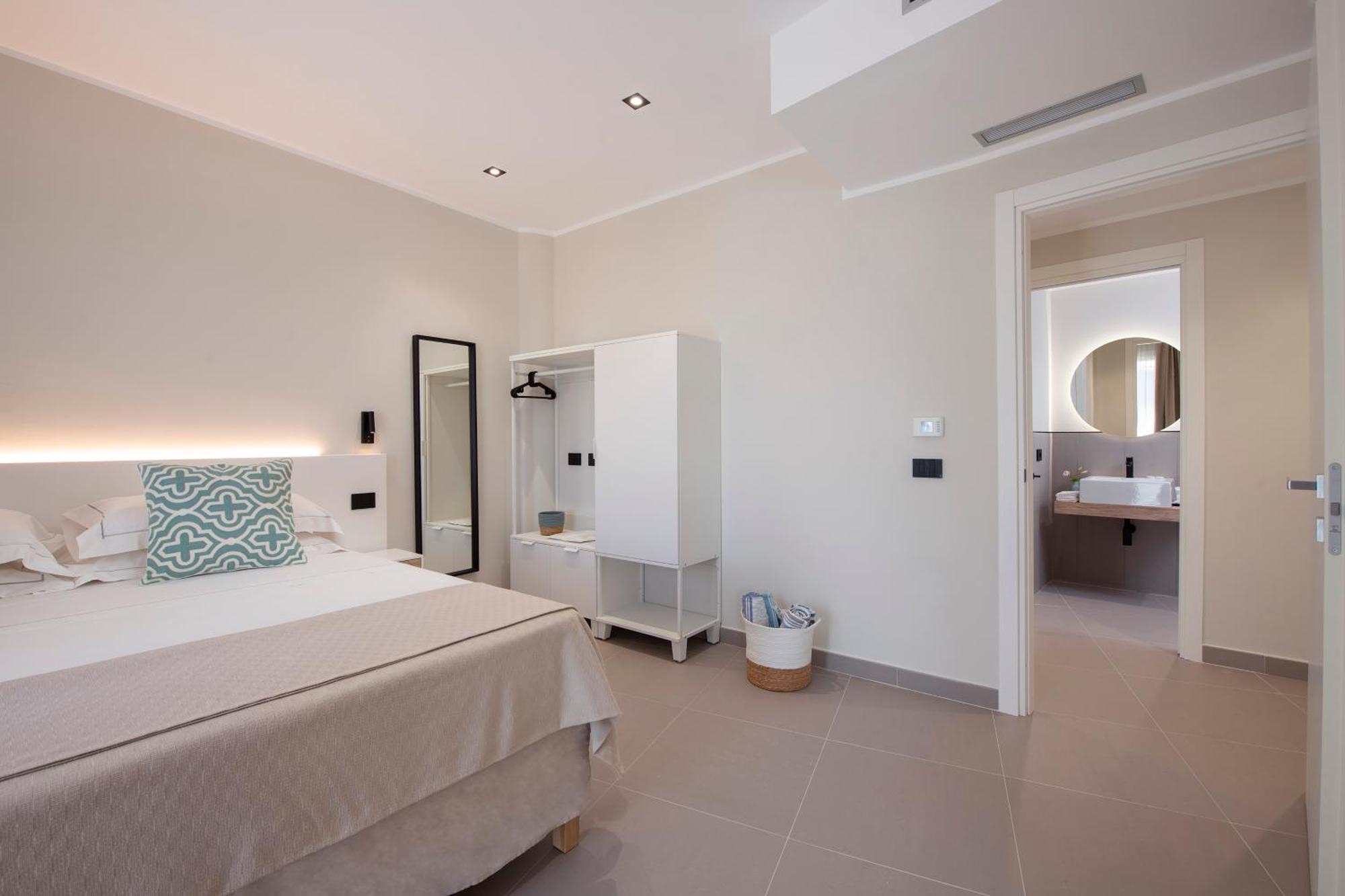 Mem Lodge And Suite Pula Luaran gambar